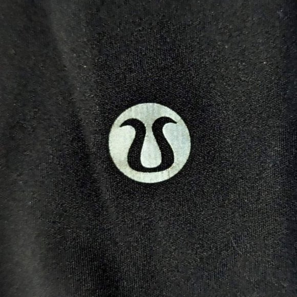 3 Black High-rise Lululemon Leggings Cropped- Size 2 (2x Wunder & Fast and Free) - Picture 2 of 3